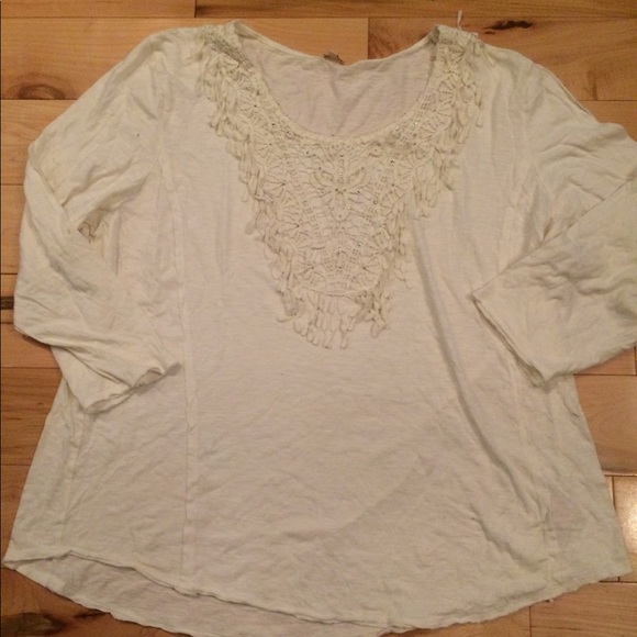 Tops - Shirt size 3X gorgeous!